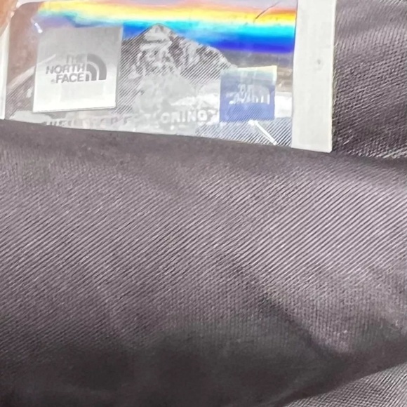 The North Face Women’s Gray Inlux Dryvent Insulated Jacket Size Small - Picture 5 of 6